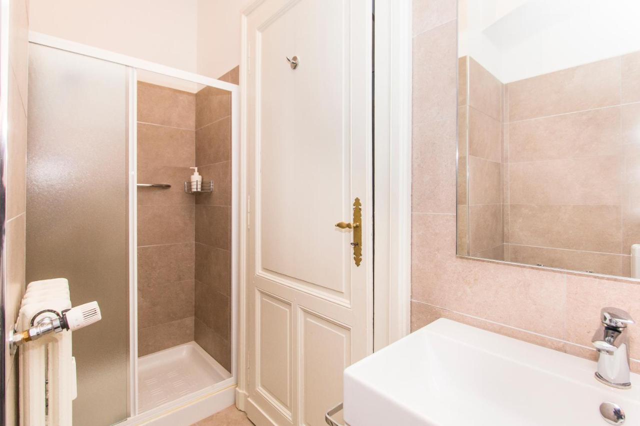 Ferienwohnung Golden Eagle Turin Exterior foto
