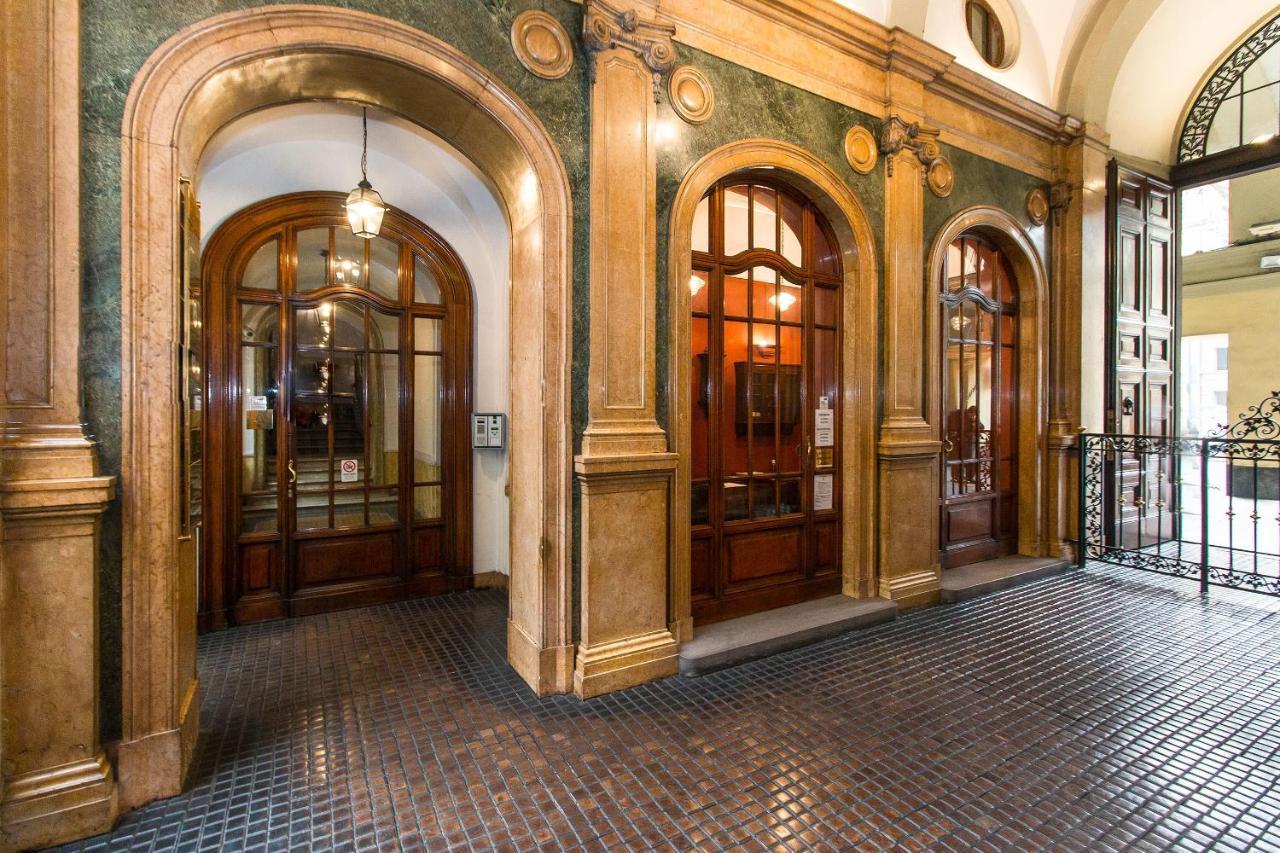 Ferienwohnung Golden Eagle Turin Exterior foto