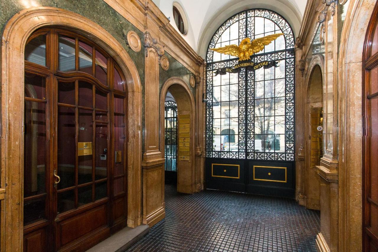 Ferienwohnung Golden Eagle Turin Exterior foto